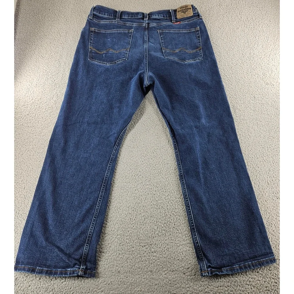 Wrangler Relaxed Boot Cut Jeans Mens 36x30 Dark Wash Blue Stretch‎ Western Chore